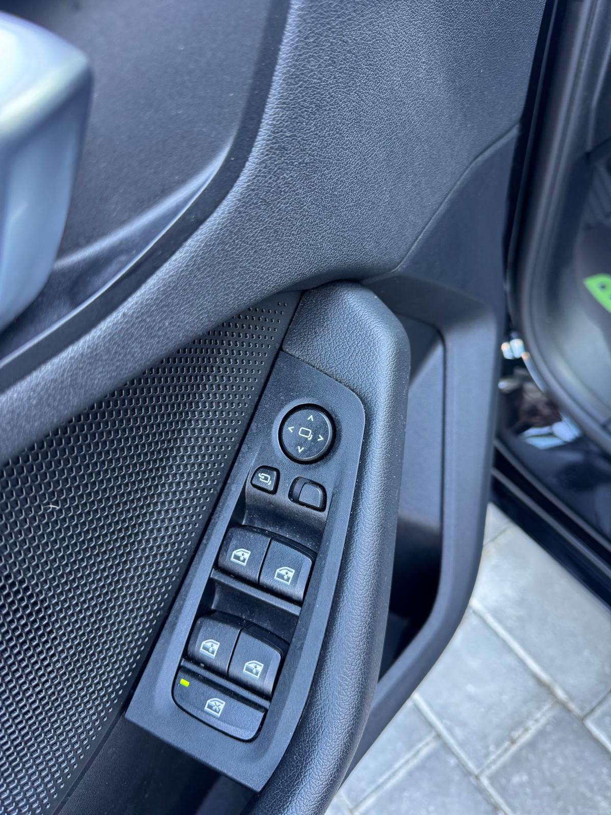 55bde62d-57a1-4f0a-b878-a513594316bb