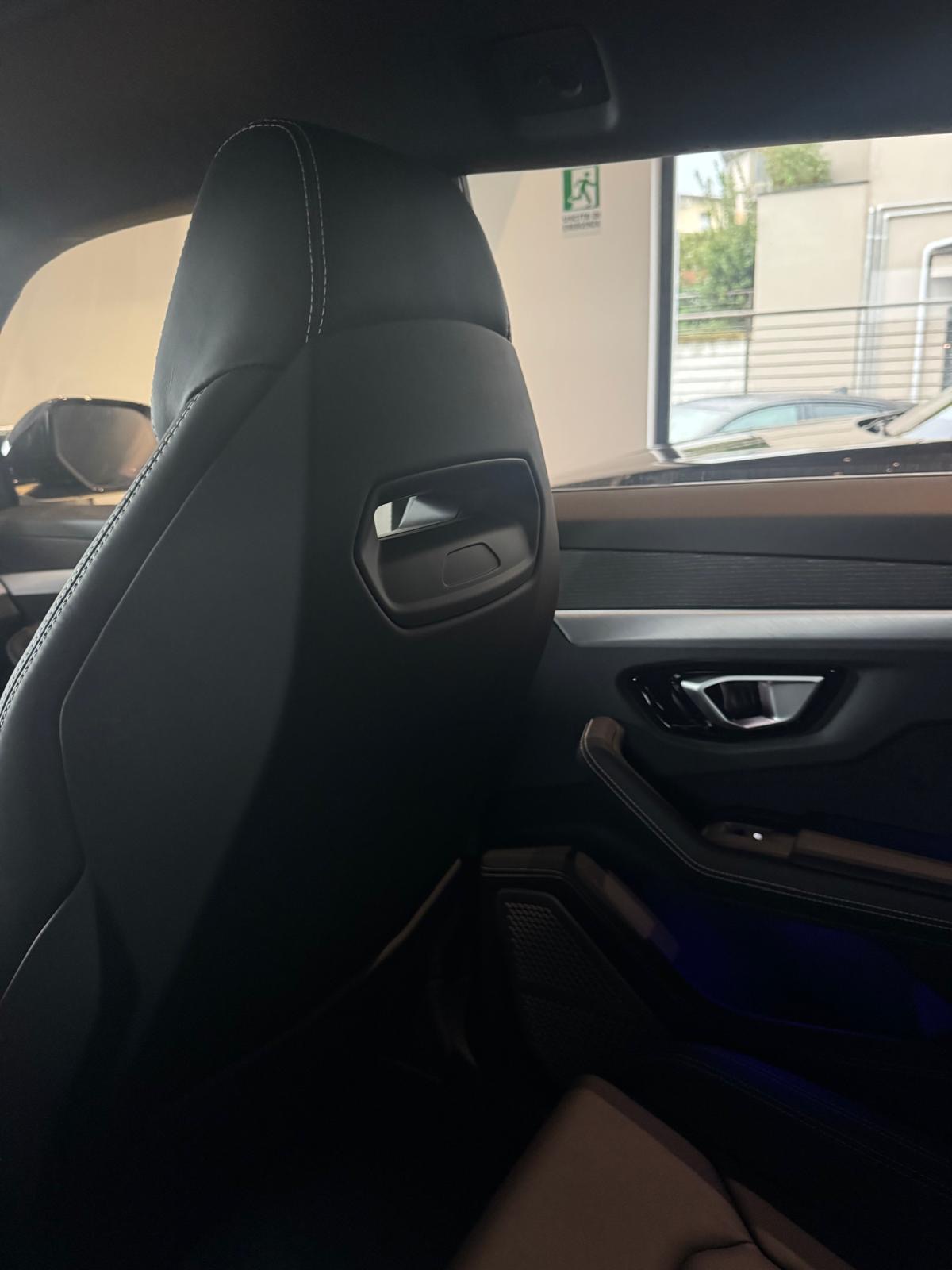 0240431b-f9e7-4fc6-8e21-c3b50334e1e2