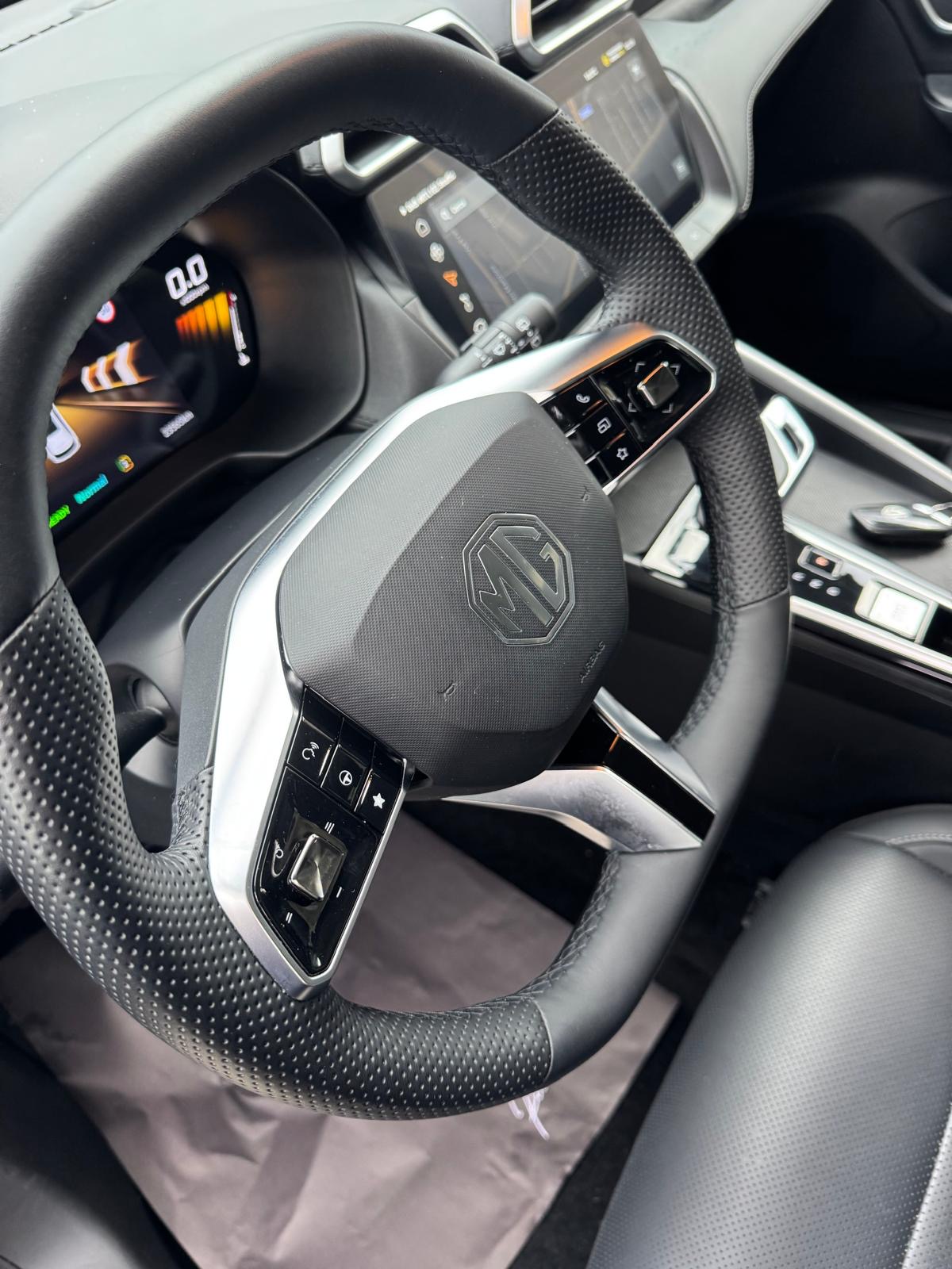 d50654f0-0202-4a3e-be89-33225371b123