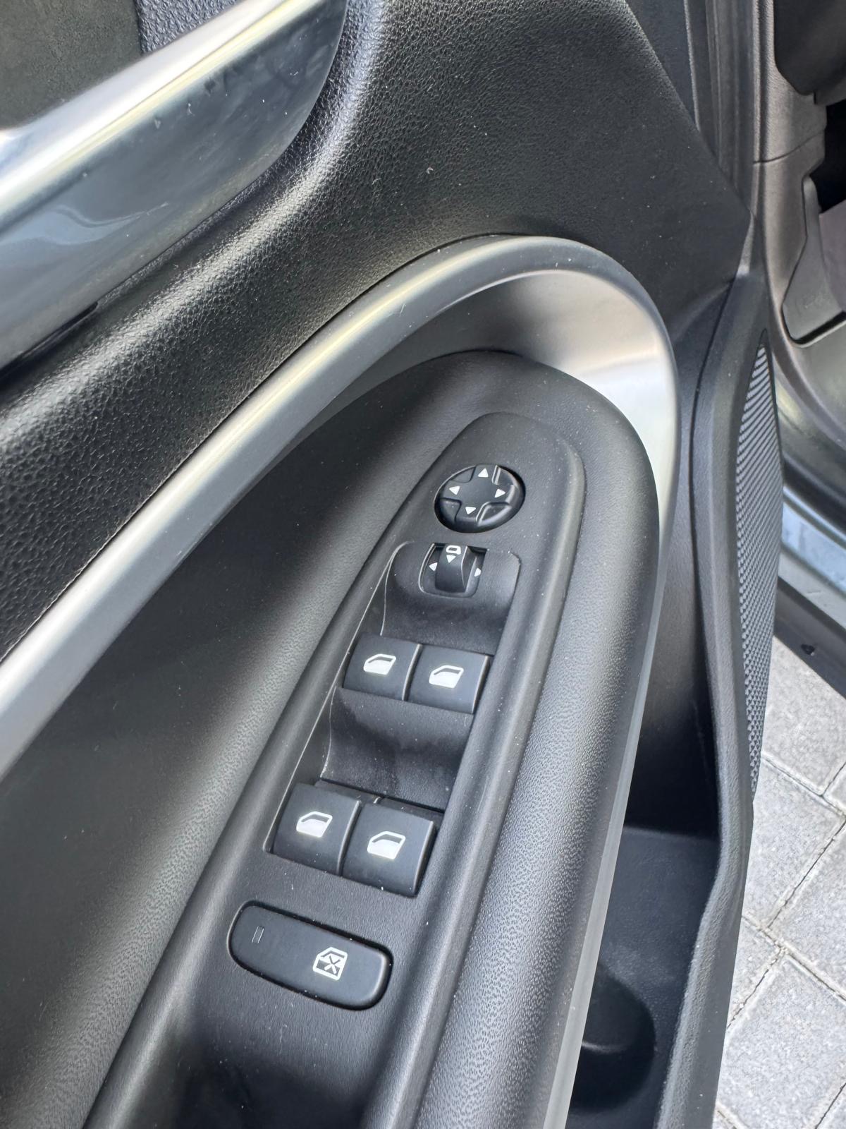 cb8d21af-08c3-42bf-bf82-3a59bbaed980