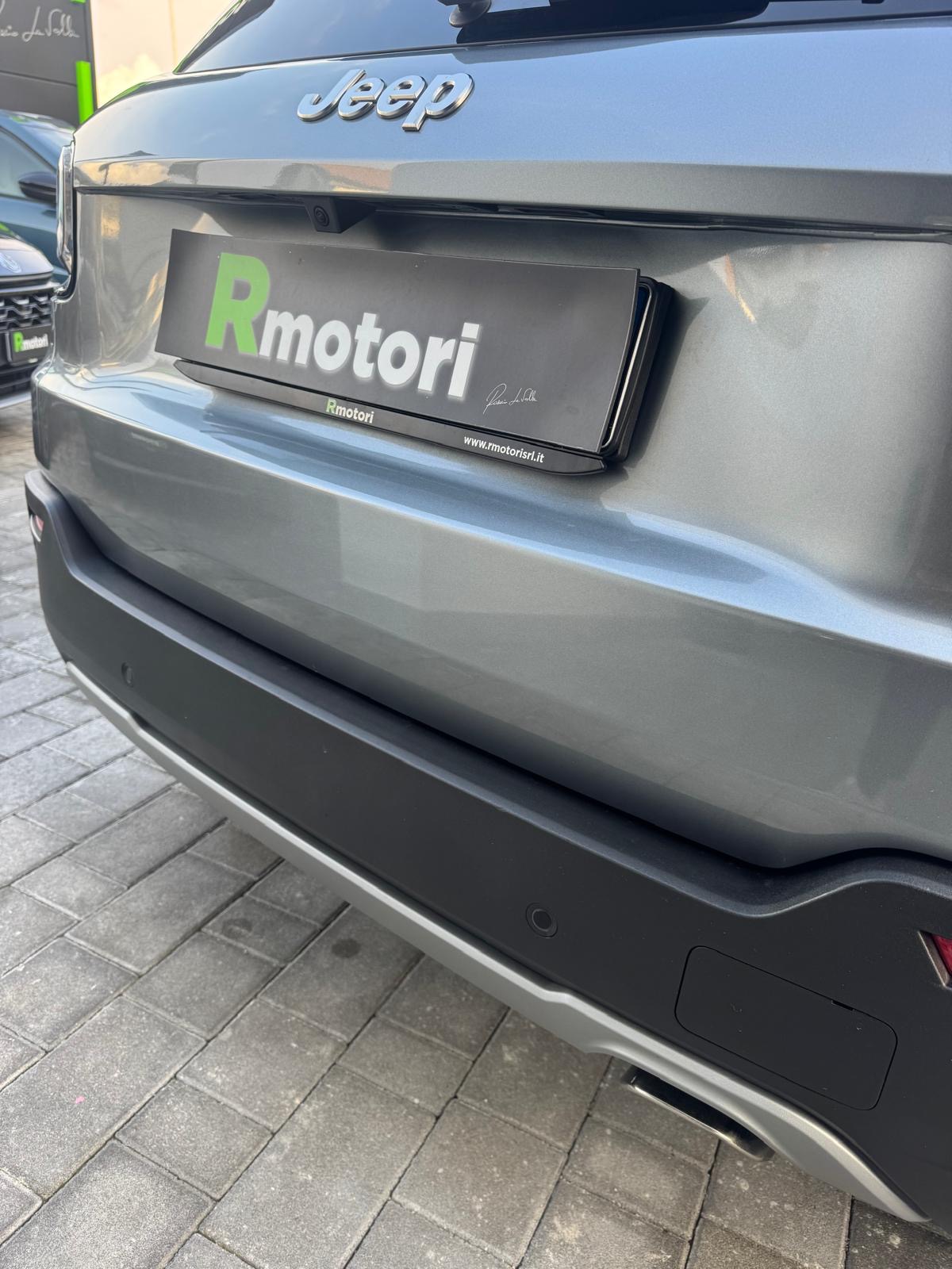 fa258c1b-5e33-49fb-9764-a165a4e5e780