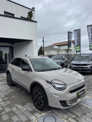 FIAT 600 HYBRID LA PRIMA